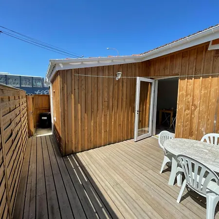 Guest house Privee Dans